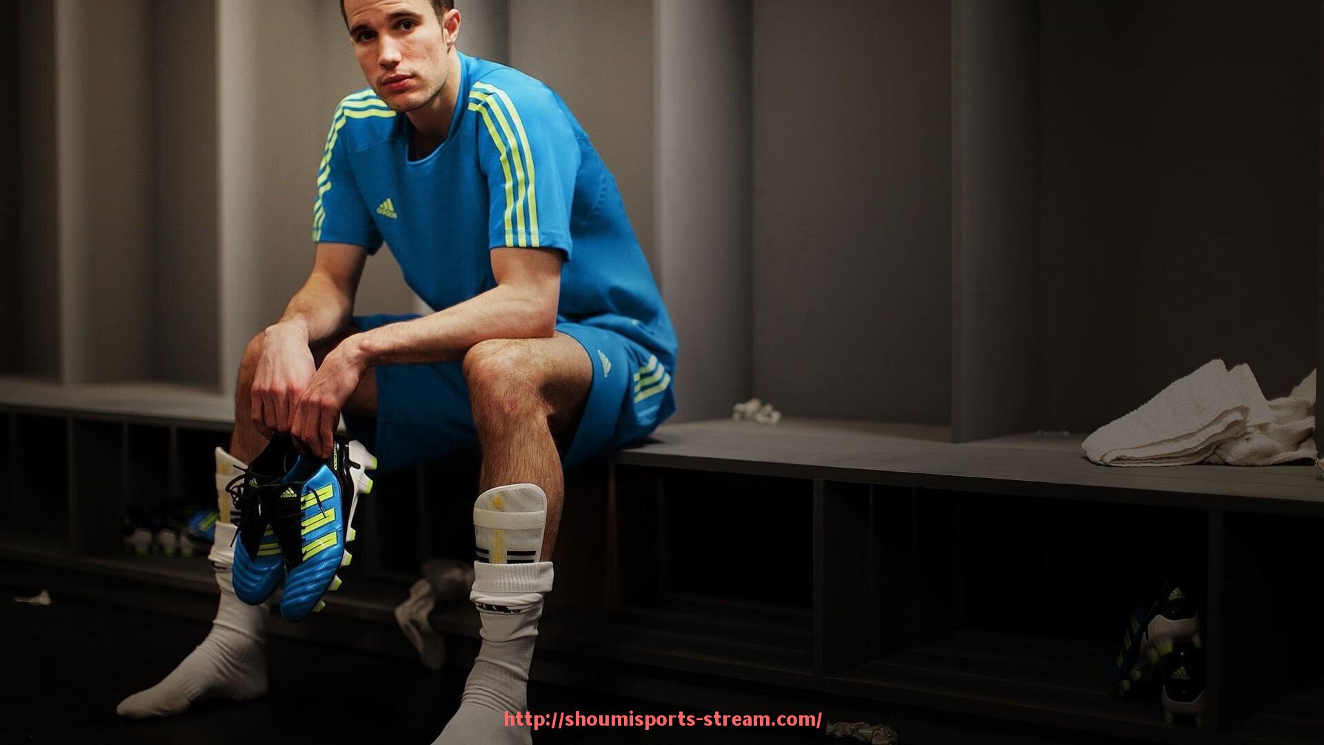 收米体育直播-篮球训练中“假传真切套路识别”是否应纳入控卫专项训练